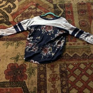 Rewind long sleeve shirt witth floral design